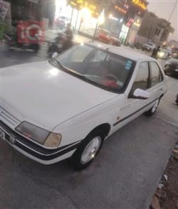 Peugeot 405